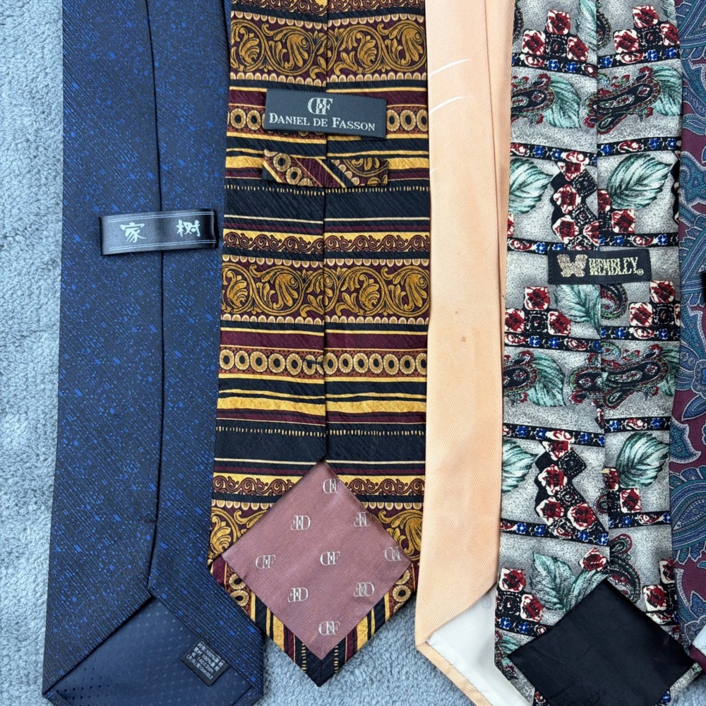 Mens Designer Vintage Necktie Lot 10pc Oscar de la Renta Van Heusen Wembley MMA View 4